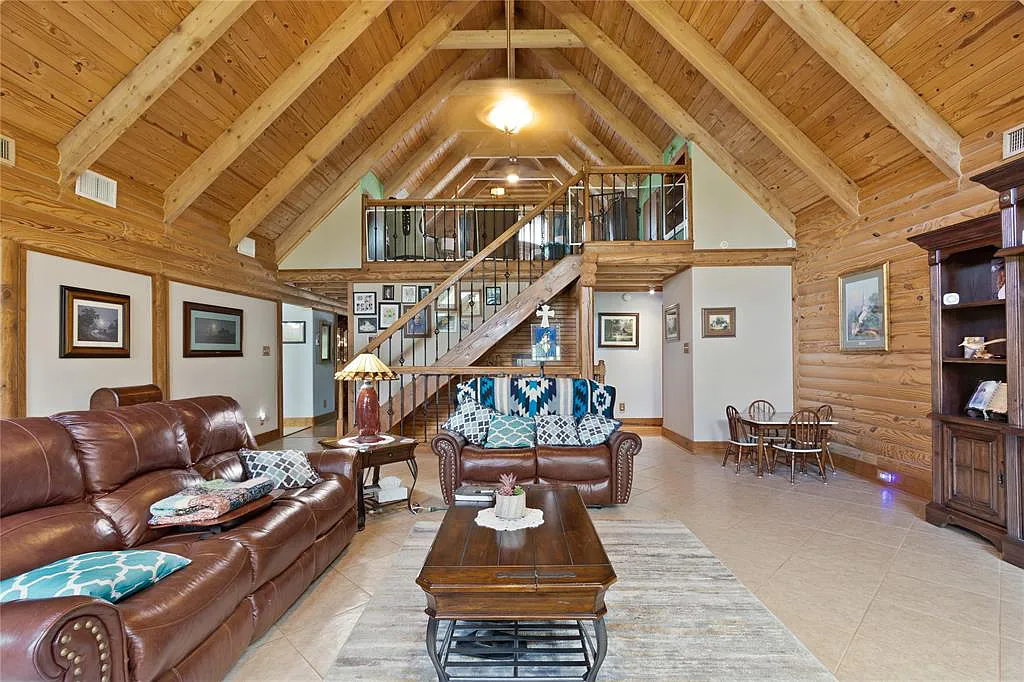 17340 Horseshoe Bend, Waller TX Waller Cabin Homes For Sale