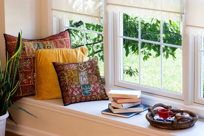 modern rustic cabin windowsill design
