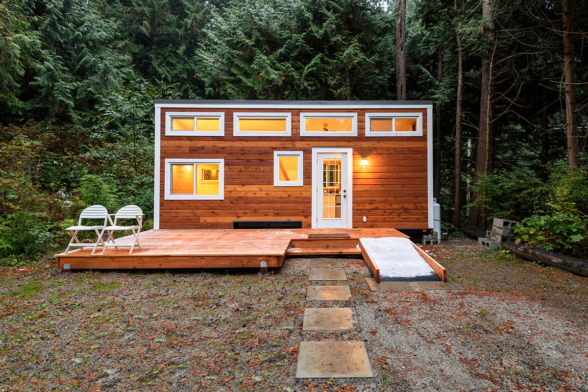 modern prefab cabin home